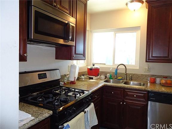 5th image of 5242 Evelyn Dr