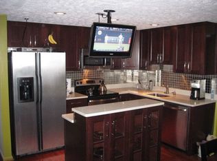 5703 Tender Ct, Springfield, VA 22151