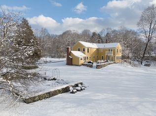 823 Boston Post Rd, Weston, MA 02493