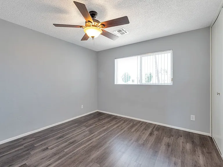 2801 N Granite Reef Rd — Photo 15