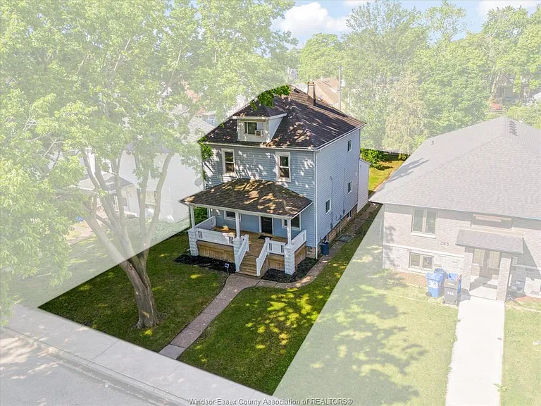 371 Curry Ave — Photo 6