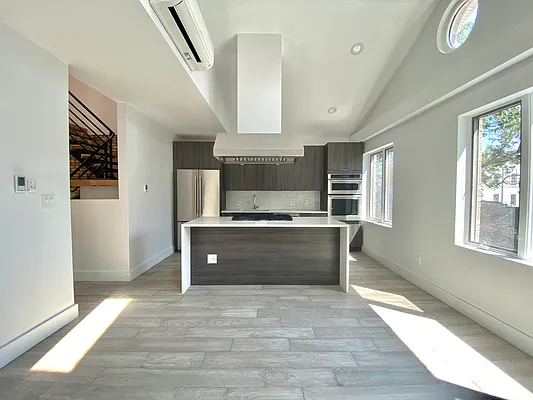 Rented by Compass | media 1