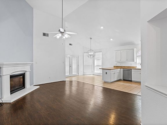 4th image of 12532 Cottageville Ln