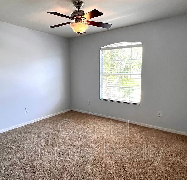 11404 Misty Isle Ln — Photo 28