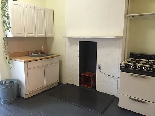 Rented by Capri Jet Realty Corp | media 30