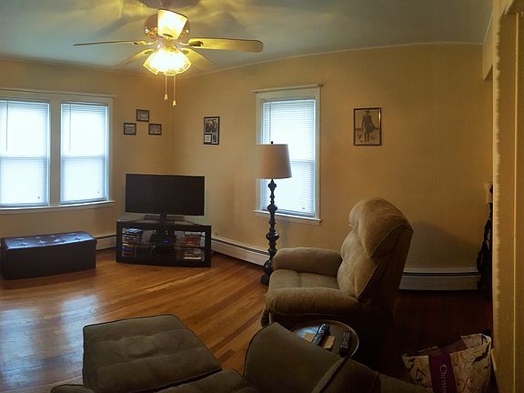3rd image of 1515 Atwood Ave #2