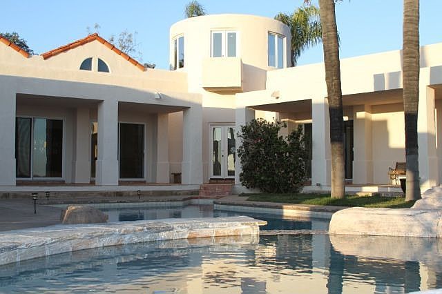 Private courtyard pool