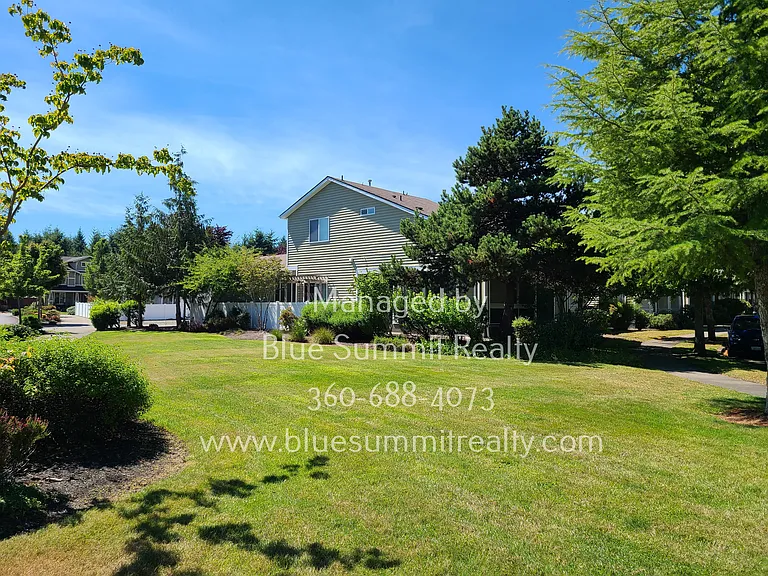 7633 Rushmore Way NE — Photo 20