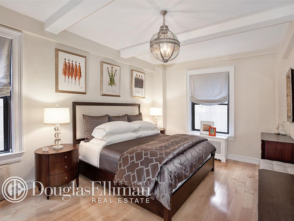2nd image of 60 W 68th St APT 6F