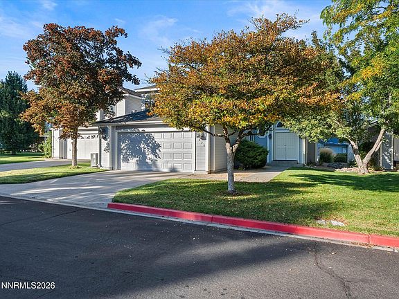 3rd image of 7570 Lighthouse Ln