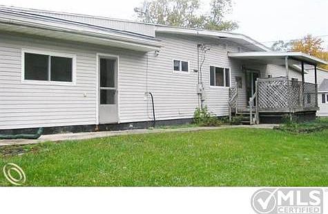 7090690061 Rear view.jpg