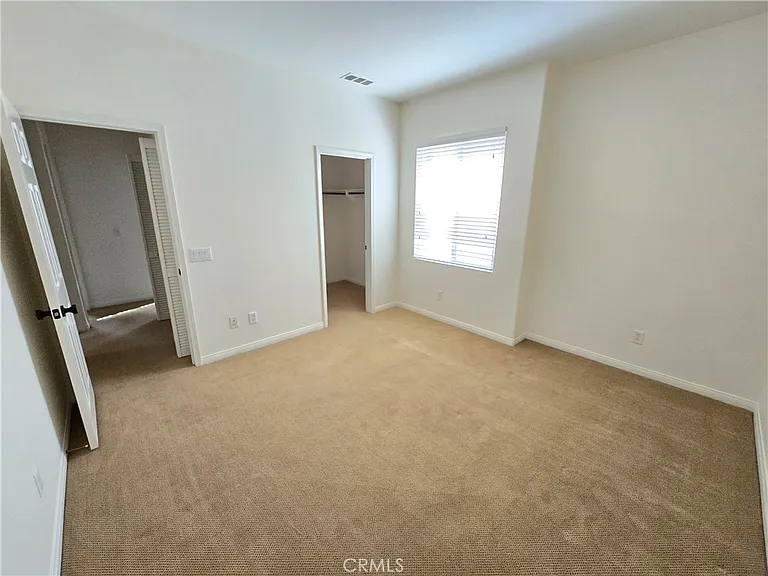 230 W Sparkleberry Ave — Photo 21