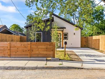 107 CALLES ST, San Antonio, TX, 78207