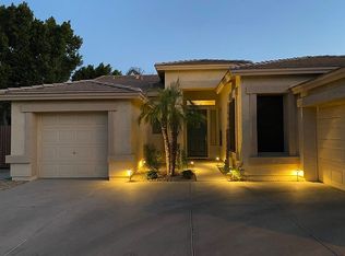 9935 E Laguna Azul Ave, Mesa, AZ 85209