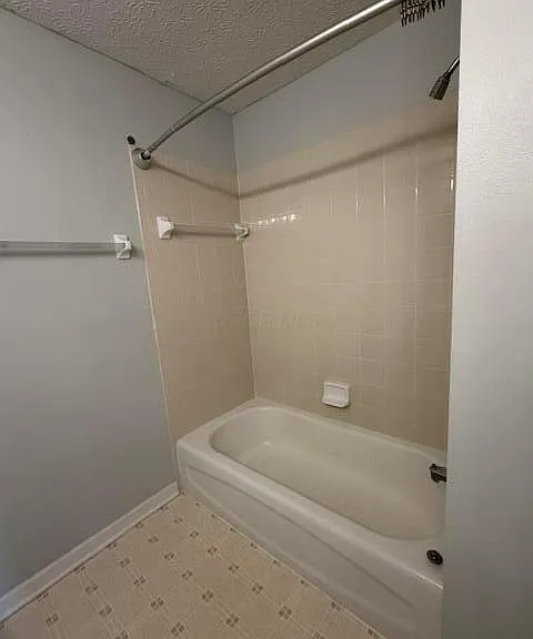 9372 Auburn Ave — Photo 24