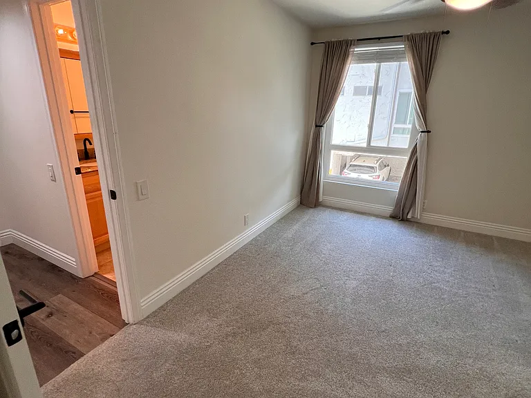 31568 Agoura Rd #6 — Photo 53