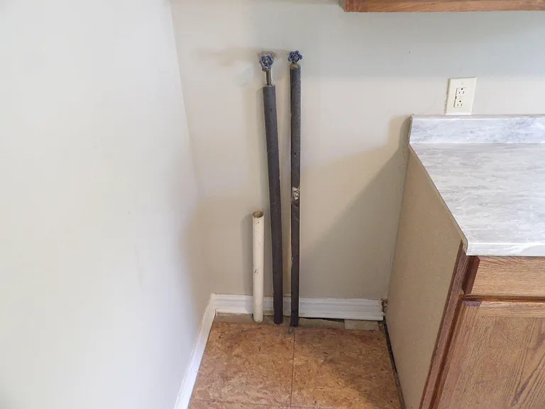 400 Noel Ave — Photo 31