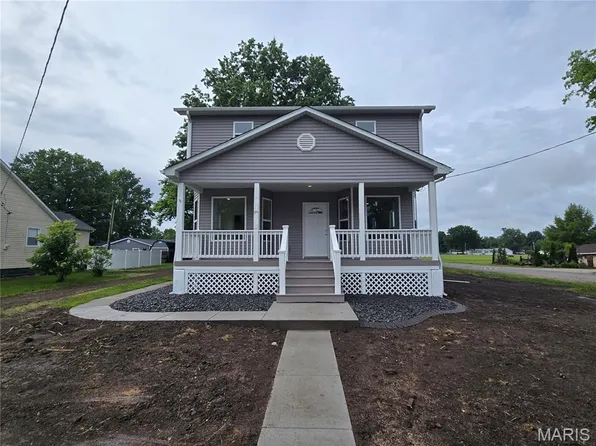 517 Sarah St, Livingston, IL 62058