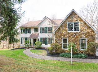 827 Upper Pine Creek Rd, Chester Springs, PA 19425