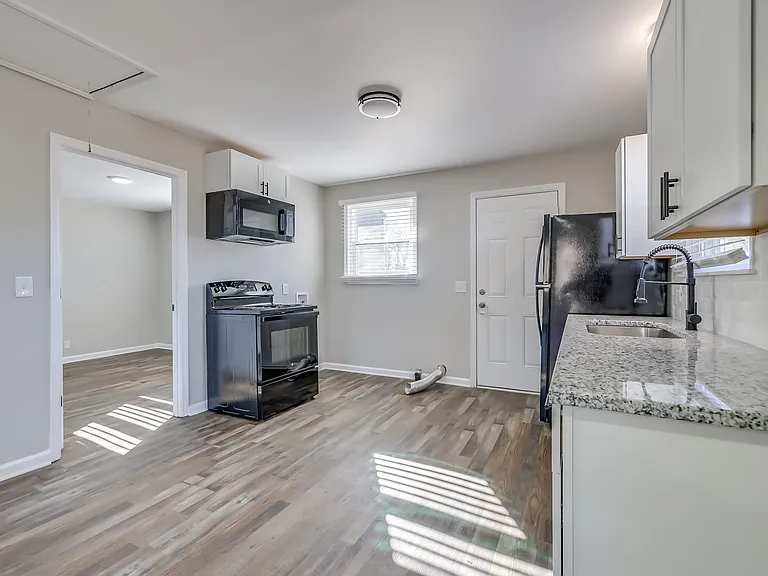 1014 Gunnerson Ave #FF — Photo 16