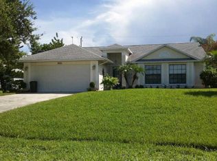 2820 SW Ann Arbor Rd, Port Saint Lucie, FL 34953