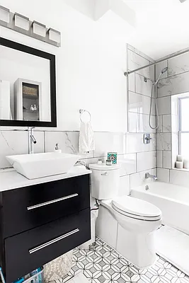 Rented by Douglas Elliman | media 18