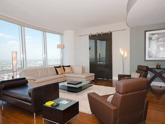 5th image of 401 N Wabash Ave Unit 67E