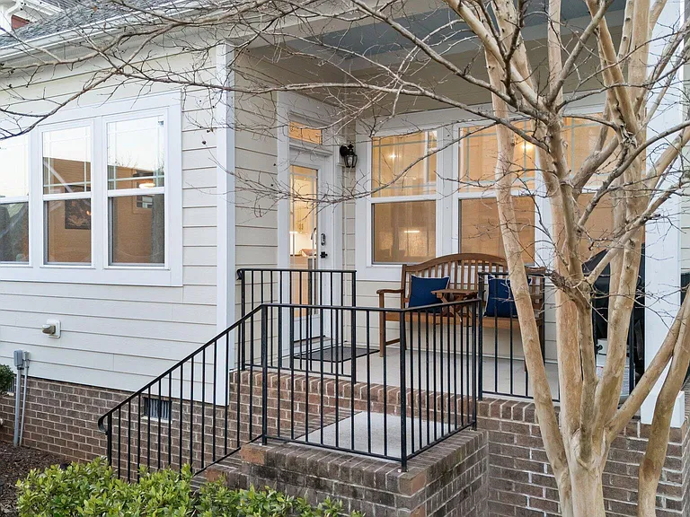 1536 Crafton Way — Photo 31