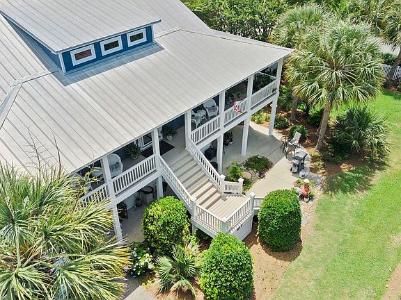 3rd image of 617 Cape Fear Boulevard
