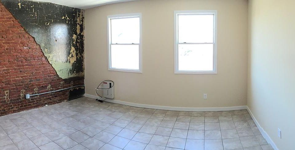 1st image of 258 E Girard Ave