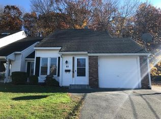 61 Hillside Ter #4, Newton, NJ 07860