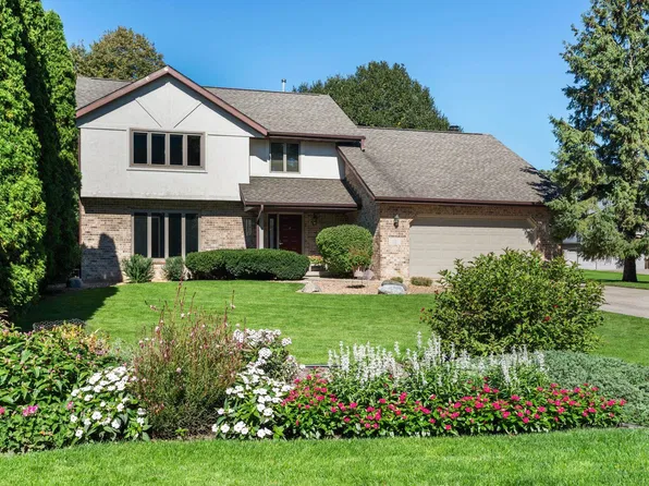 10 E Copper Cir, Madison, WI 53717