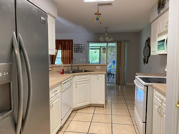 2nd image of 24 Rolland Ln