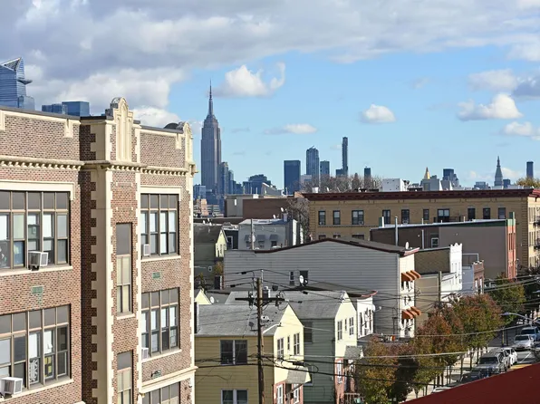 500 Central Avenue image 23 of 32