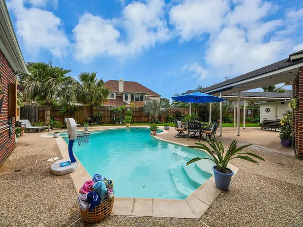 1155 Rustling Wind Ln, League City, TX 77573