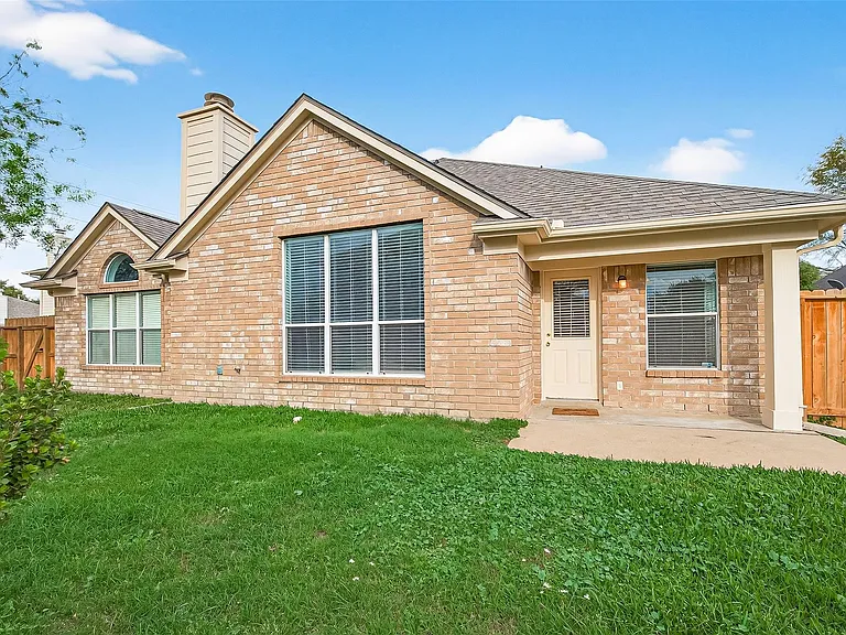 3135 Silver Cedar Trl — Photo 41