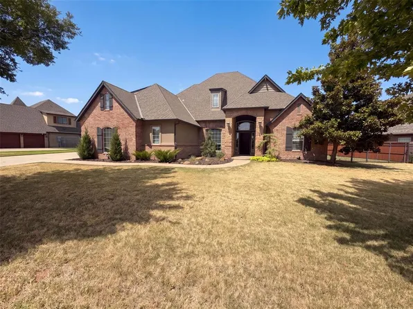 1017 Camellia Way, Mustang, OK 73064