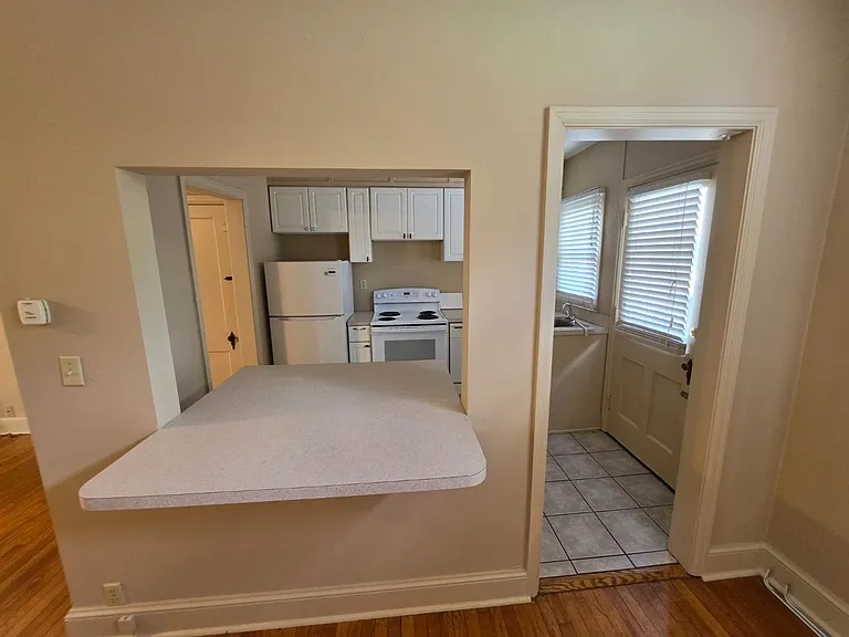 109 Virginia St — Photo 14