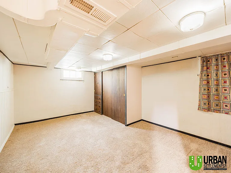 2427 W Walton Ave — Photo 18