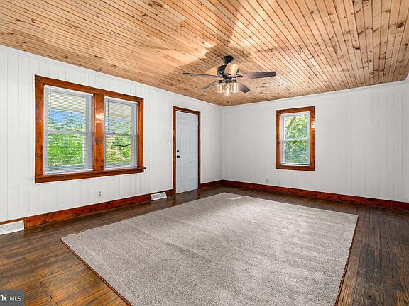 5th image of 31 Mountain Rd