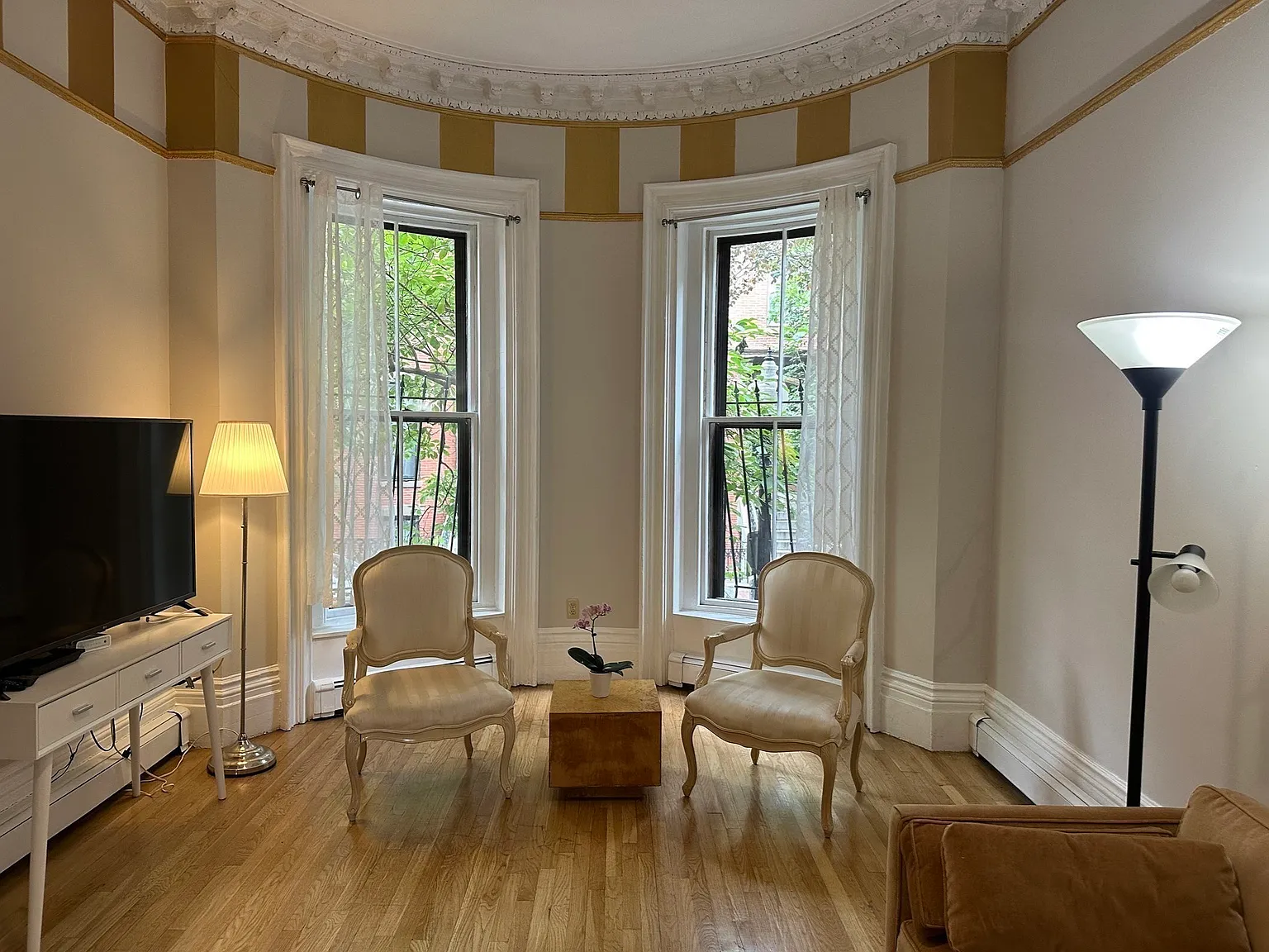 1 bed, 1.0 bath, 900 sqft, $4,600 — Photo 4