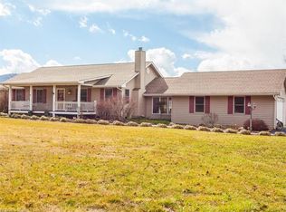 52 Burney Mountain Rd, Fletcher, NC 28732