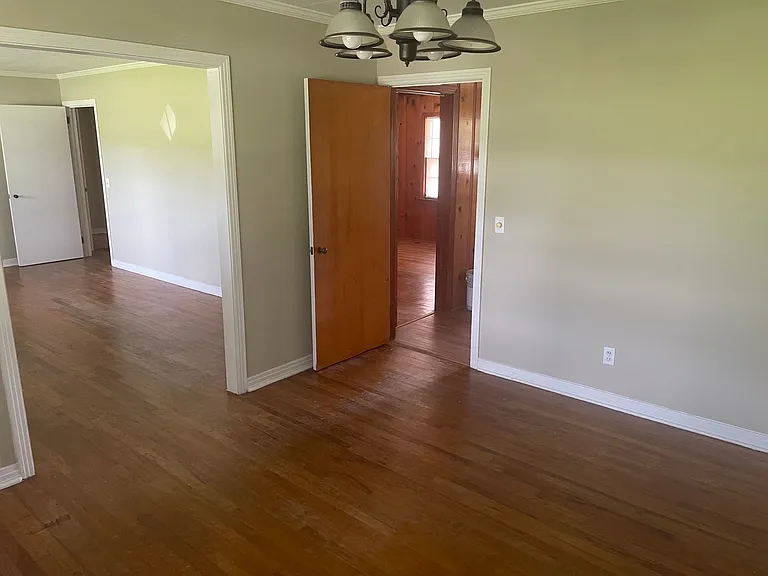 515 Lee Road 400 — Photo 6