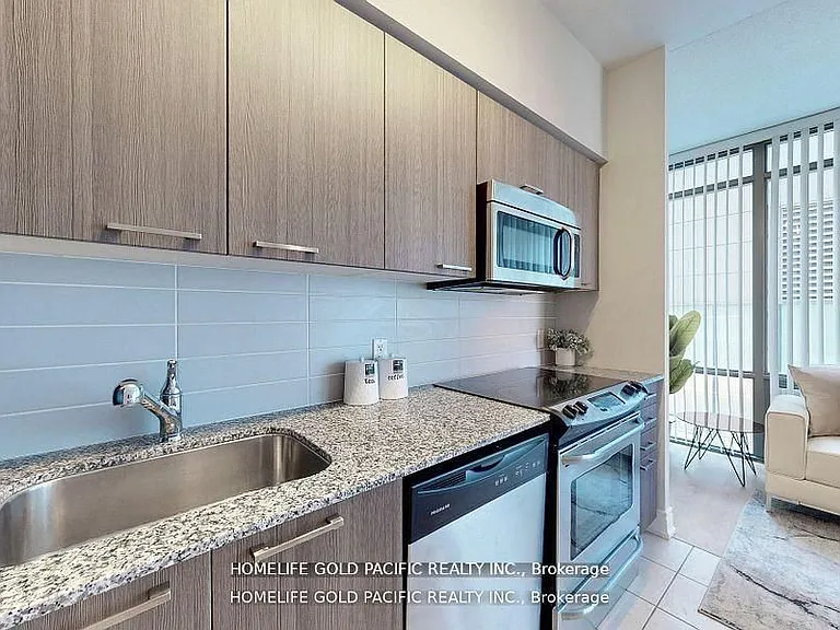 832 Bay St #1202 — Photo 13