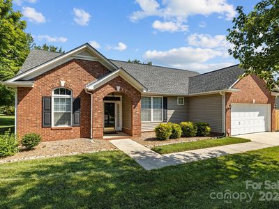 2045 Bluebonnet Ln, Matthews, NC, 28104