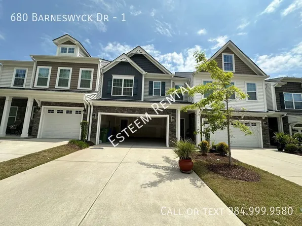 680 Barneswyck Dr #1, Fuquay Varina, NC 27526