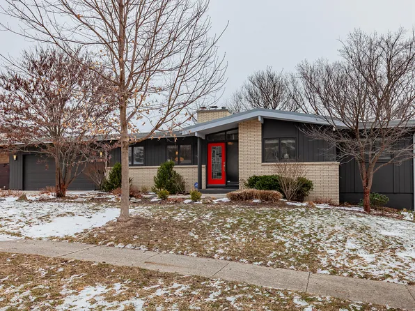 1918 George Allen Ave, Ames, IA 50010