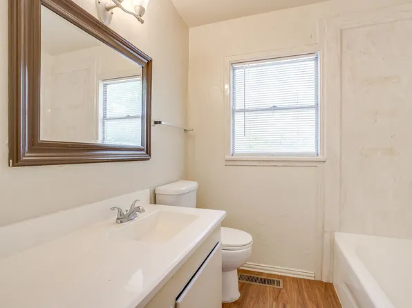 2812 Cordone St, Fort Worth, TX 76133