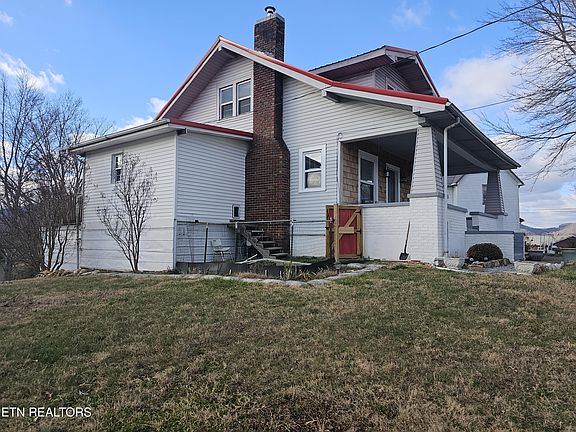 3rd image of 103 Leafwood Rd