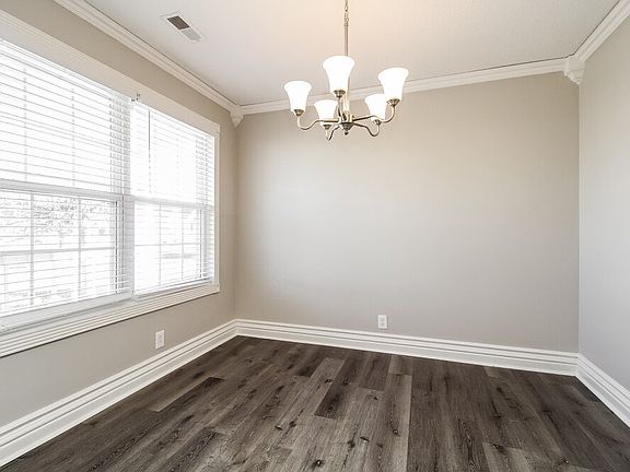 5th image of 5049 Cornelius Dr